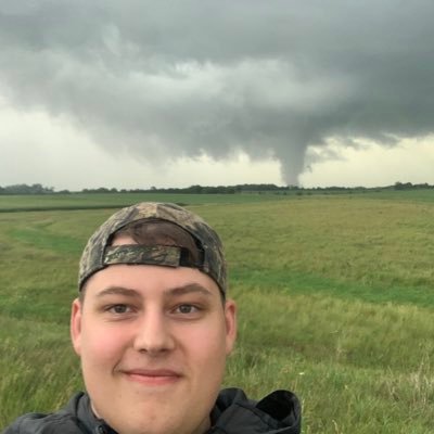 Storm chaser based out of Illinois