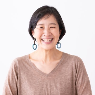 InfoRacrea's profile picture. 居心地のいい部屋をつくって、ご機嫌な人を増やしたい、男子2人子育て中のインテリアコーディネーター。時短、効率好き。自宅改善のアドバイスしています。著書『ホテルのような 居心地のよい部屋の作り方20 +10』https://t.co/frDoYvaOIw、HP・メルマガ講座・著書他→https://t.co/kcwptkJKk3