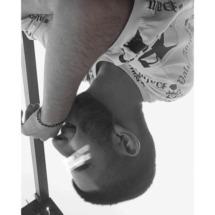 Bloburry's profile picture. و نور خدا شهر را پر کرد...🕊✨#زن#زندگی#آزادی