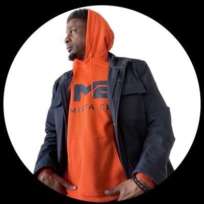 Rap Artist #IAMHIPHOP Member of @AUDIBLESOL https://t.co/TVVe2okUE9 #indieartist #globalcitizen #mistaepik Booking:Audiblesol1@gmail.com 🐻⬇️ link in bio