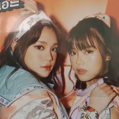 ChersicShop's profile picture. ร้านขายของ BNK48 
พึ่งย้ายร้านมาจากแอคหลักน้า
ส่งไว มีเครดิต 
สอบถามก่อนได้น้า