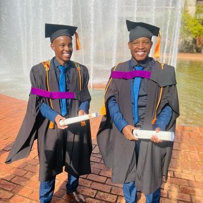 ||UJ_Graduate 🎓🧡||
||SPORT Development🇿🇦||
||Athlete 365: Sport Psychology 📃 Sport Medicine 📖||
||Early Age retired footballer||😢
||Khosified||✌