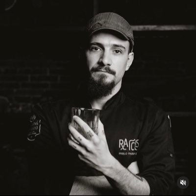 PabloPastinante's profile picture. Bartender 🇦🇷. Escribí #CraftBartender. Bacardi Legacy 🦇. WorldClass 🥃. Consultant. Acá flasheo liberalismo 🐍🗽