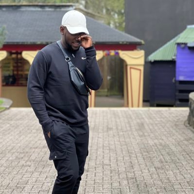 sallbanter's profile picture. Creatives|Music is Life|❤💡