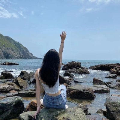 ashmatt29's profile picture. Freelance writer & Yoga enthusiast. Passionate about healthy living, travel, and personal development.