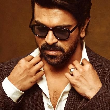 Proud to be Fan of The Biggest MASS HERO @AlwaysRamCharan🔥💥
 #GameChanger