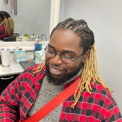 KxSweaters13's profile picture. Living, learning, navigating thru life