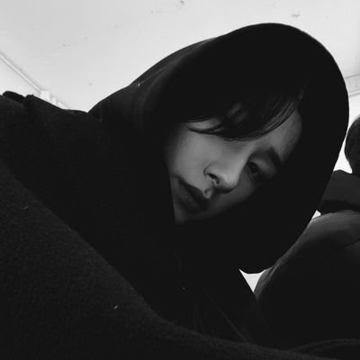 nuumbb_0126's profile picture. 