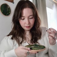 Taylor Brooker 🌱🧵 (@tbrookerart) 's Twitter Profile