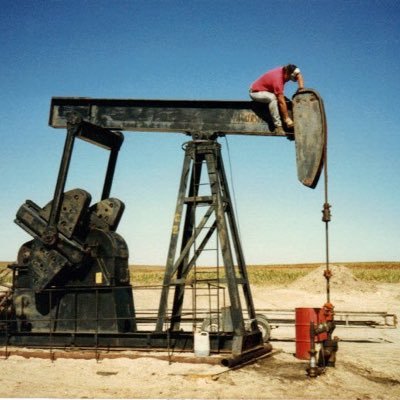 tombergin1960's profile picture. N = Knowledge and 5 stroke rolls rule