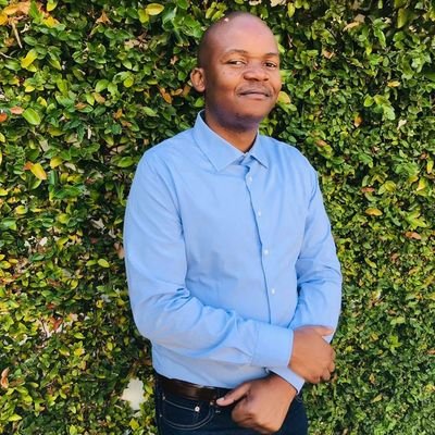 r_lefela's profile picture. i write code  cpt-msu 🇱🇸🇿🇦