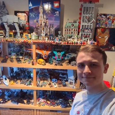 I consider myself an AFOL because I kinda like #LEGO.
Mostly #Marvel LEGO.
Also I'm a random member of the 8 billion humans.