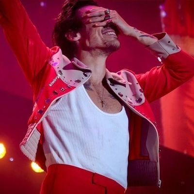 ccsttyles's profile picture. so far away, but she says I remind her of home