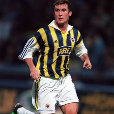 -Deplasman Minibüsü-
Fenerbahçeli çocukların üzülerek büyümesine sebep olan kim varsa!