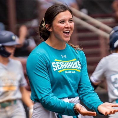 UNCW Softball Assistant Coach | Ole Miss Softball Alum #30 | Love God. Love People.