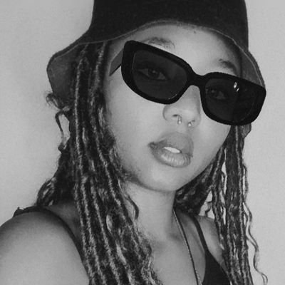 MalikaOuma's profile picture. Know YOURSELF😌
Art Within🎭
FOXY QUEEN 🦊
Co-Founder The_loudbunch on
3-2-1 Action for Film/Series Reviews🎬