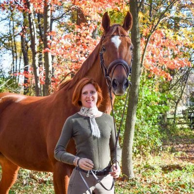 💫Lifelong horseperson & dressage rider 🏇 Curry comb athlete ✨🦄 Horses: fuel my soul 💫