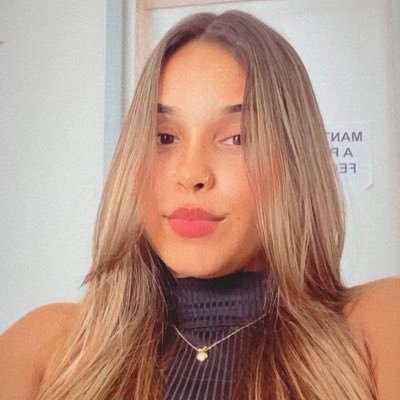 SennCamila's profile picture. 11•04❤️ I Enfermagem 🩺💚 I