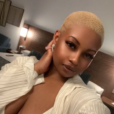 💍🧚🏽 |🏋🏽♀️|👩🏽⚕️| Owner 📿 @beadsbytink_ | Love yours ❤️✨