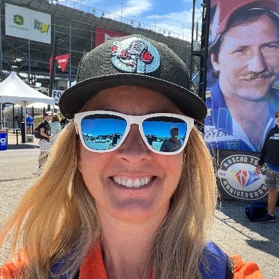 AmandasA_Texan's profile picture. 🌵🏈🏀Texas Tech❤️🖤 
NASCAR 🏁 3️⃣🏁
⚾️🧡💙Astros
 ⭐️💚Stars🏒 
Patriot 🇺🇸