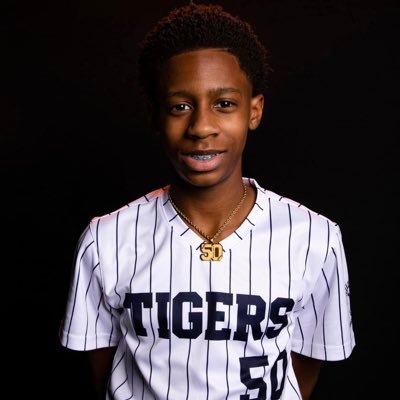 📍Lake Dallas 🟢Class of 2029 🟢 Student Athlete | A/B Honor Roll 3.6 GPA| 🟢 5'3 Scholar ⚾️🏀🏃🏾‍♀️ 🟢 Utility Player | OF/MIF/2B/SS/Speed 🟢Philippians 4:13