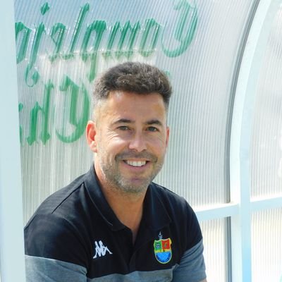 Diplomado E.Física. Entrenador UEFA PRO
Dirección y Scouting CEDIFA Ex-Entrenador C.D.CASTUERA Y C.D.SANTA AMALIA
Actualmente entrenador H.CORTES