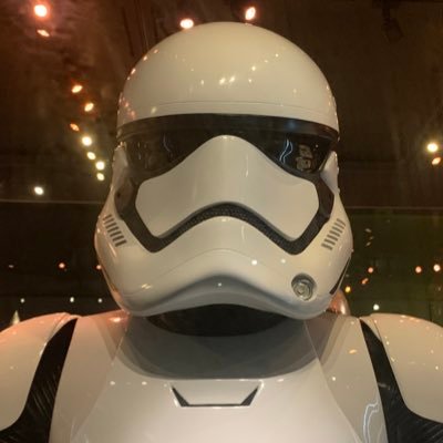 Sui_comiccon's profile picture. マッツ・ミケルセンとジェレミーレナーが好きなだけ、Star Warsはずっと好き