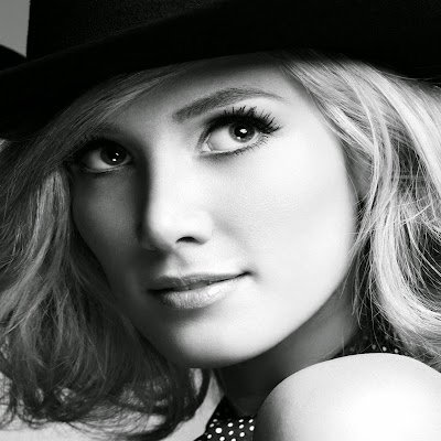 TharGyiSkyLine's profile picture. 