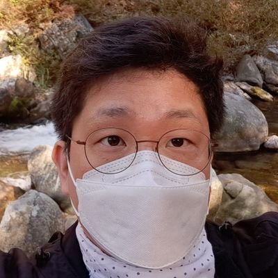 이제 개발얘기+커피얘기만 할게요 😭
인장바꿨는데 역시.. 털달린 짐승한테 밀리는군요 ㅠㅠ
인스타 : https://t.co/LrqQkDfmoz
미디움: https://t.co/J2f2lYdne6