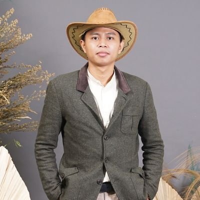 SultonMistam's profile picture. It's the solitude that keeps me solid