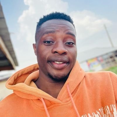 VhickMars's profile picture. Photograph speaks alot📷