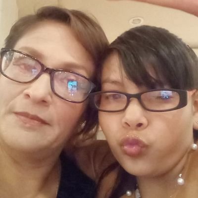 k_razo's profile picture. 