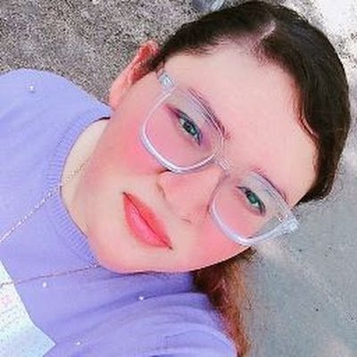 YeczianiC's profile picture. 