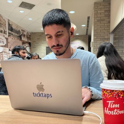 HiguereyFranyer's profile picture. Un simple desarrollador de software 👨🏻‍💻 
Me especializo en el framework de Vue 👾 
Correo: franyerhiguerey@gmail.com ✉️ 
Github: Franyerhiguerey