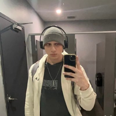 worthyfn's profile picture. pro fortnite for @teampwr | @yukiaim