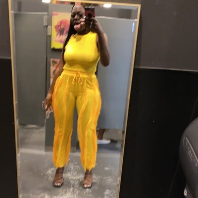 Her_dahaitian's profile picture. H.E.R 😬🤤🥰 🇭🇹🥀🍫♉️1️⃣8️⃣0️⃣4️⃣