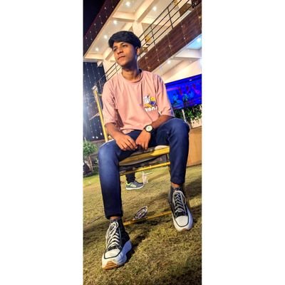 nikkuu726's profile picture. Everything is mean 🖤