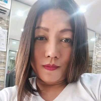 PrettyB25748129's profile picture. simple, and most likely in fun