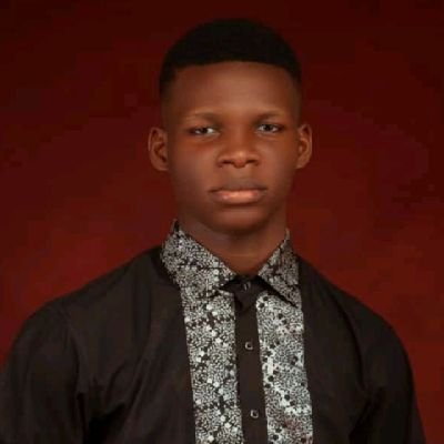 A Music 🎤 minister filled with the fire 🔥 and grace of God  (the greatest 🤴among the great 🧒 and the unquenchable fire 🔥) . Shoe 👠👠 and Bag 💼👜maker