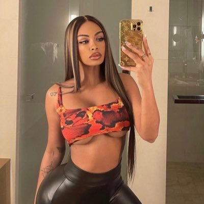 picasso_1923's profile picture. 💕