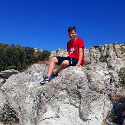 Pavlovl440792's profile picture. 