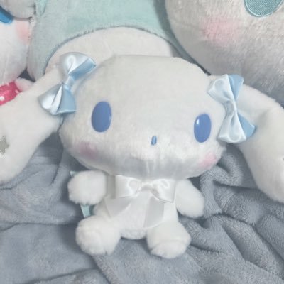 webデザインのお勉強始めました🫧 ひとりだと心細いから、仲間ほしいです💭 ⚠︎フリーランスや副業はしません!