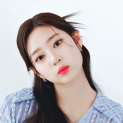 venn__m's profile picture. in this IZ*ONE/IVE/LE SSERAFIM/SAYMYNAME shit for life. 😌