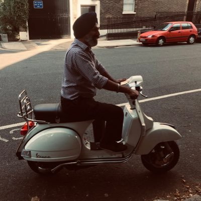 A nomadic pendoo on Twitter riding his ‘borrowed’ Vespa around London town