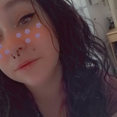 ashleylovesbud's profile picture. mommy of two lovely kiddos