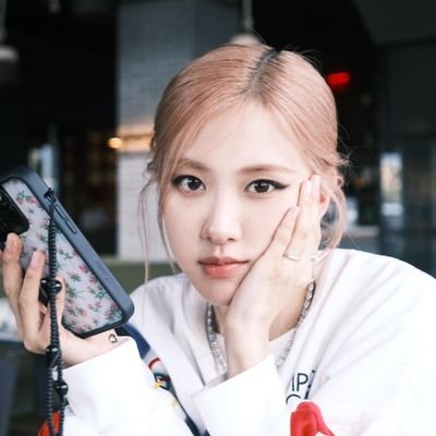 firstlove_rose Profile Picture