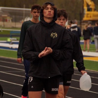 Holt Highschool 2026 // 6’1 175 // 3.783 GPA // Basketball, Soccer, Track