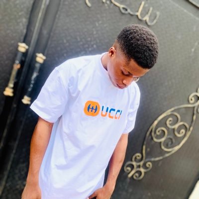 olusanya kehinde Am a musician I need a helper to help my career 🙏🙏😭😭