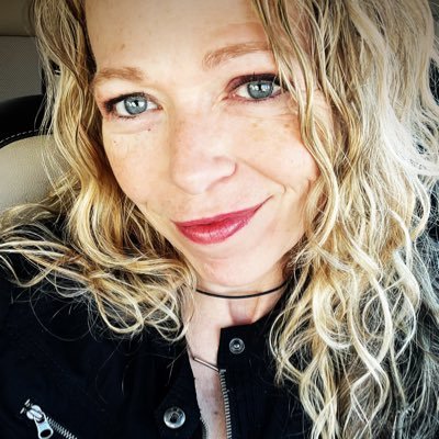 lifewithlivvie's profile picture. Me and babygirl making the world a better place.