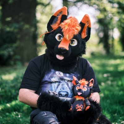 36 male gay UK wuff, suit from @furthewinstudio, love cars and motorsport, very shy, boop friendly 😱@OsiWolfAD 🖤🧡my fiance is  @ZionGROOVYlion🧡🖤